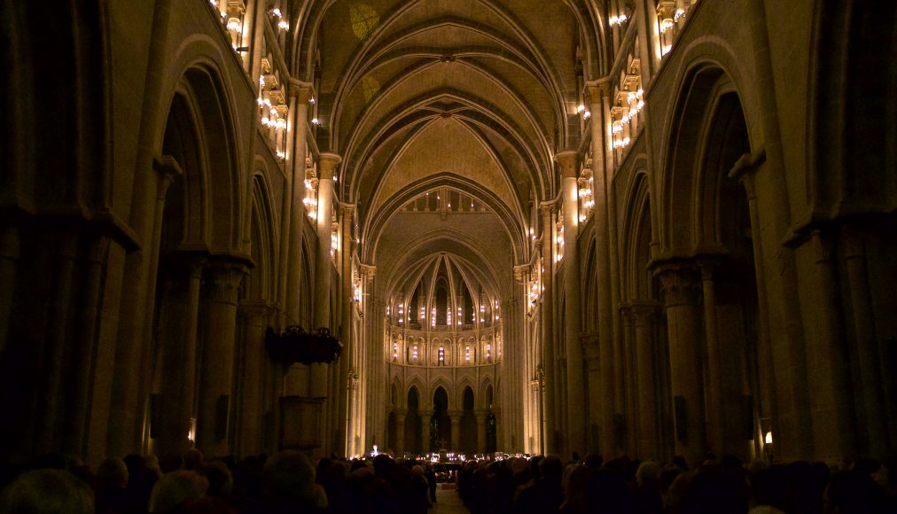 La Saint-Valentin s'est vécue dans la cathédrale de Lausanne à la lueur de 3700 bougies. La Saint-Valentin s'est vécue dans la cathédrale de Lausanne à la lueur de 3700 bougies. / ©Max Idje