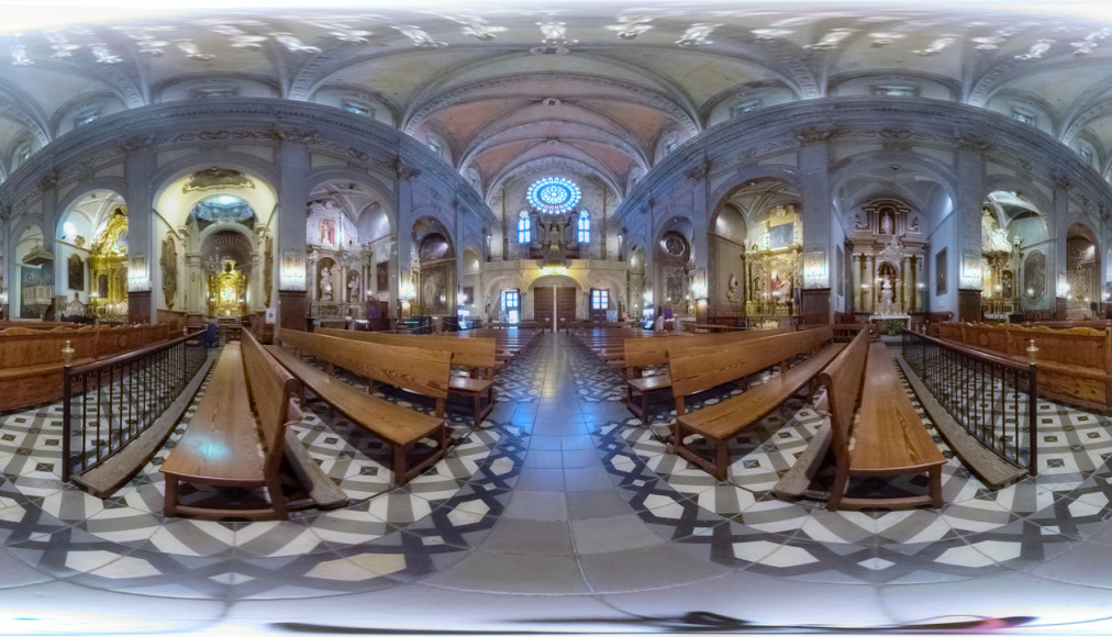 Réalité virtuelle 360° de l’église catholique de Saint-Barthélémy à Sóller, Majorque Réalité virtuelle 360° de l’église catholique de Saint-Barthélémy à Sóller, Majorque / ©iStock/cinoby