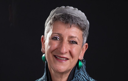 La rabbine Laura Janner-Klausner / ©ShackletonandSon, CC BY-SA 4.0 Wikimedia Commons